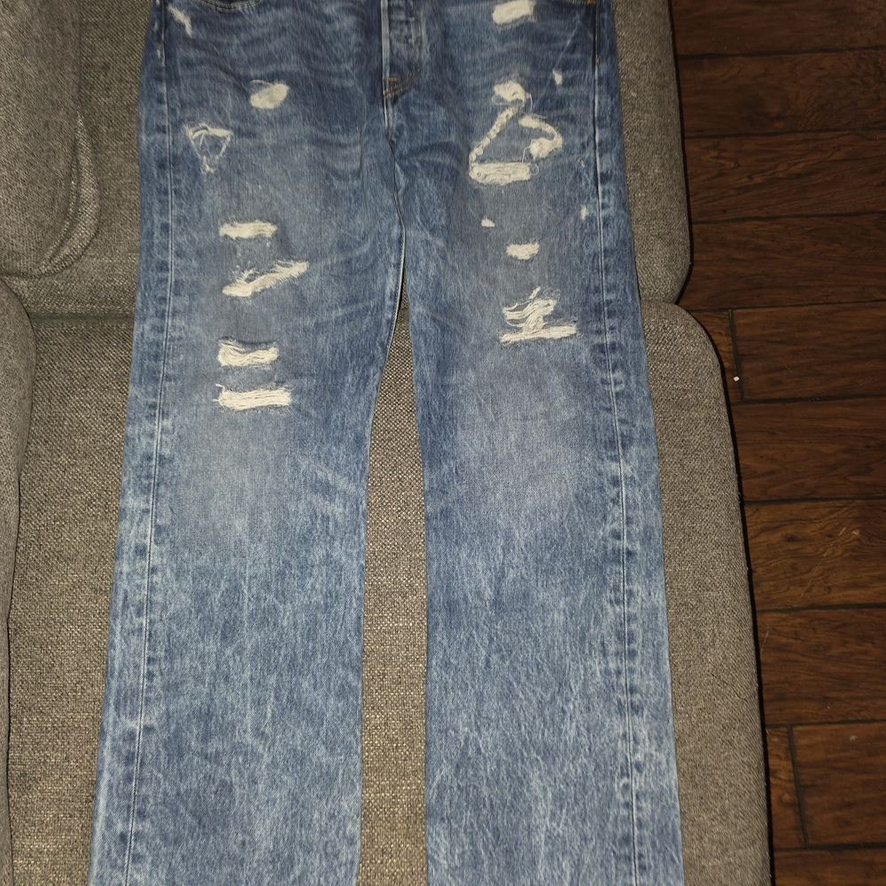 Men's Blue Distressed Straight Jeans